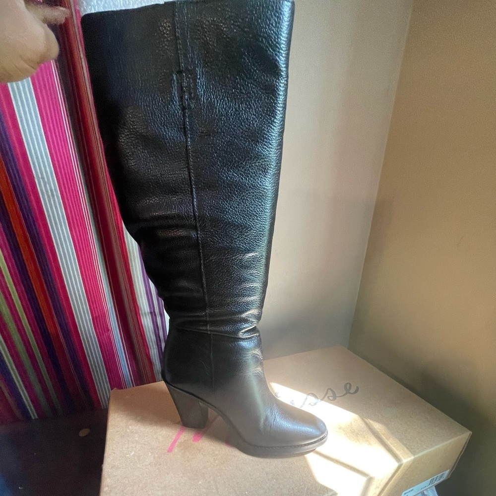 Black knee high boots